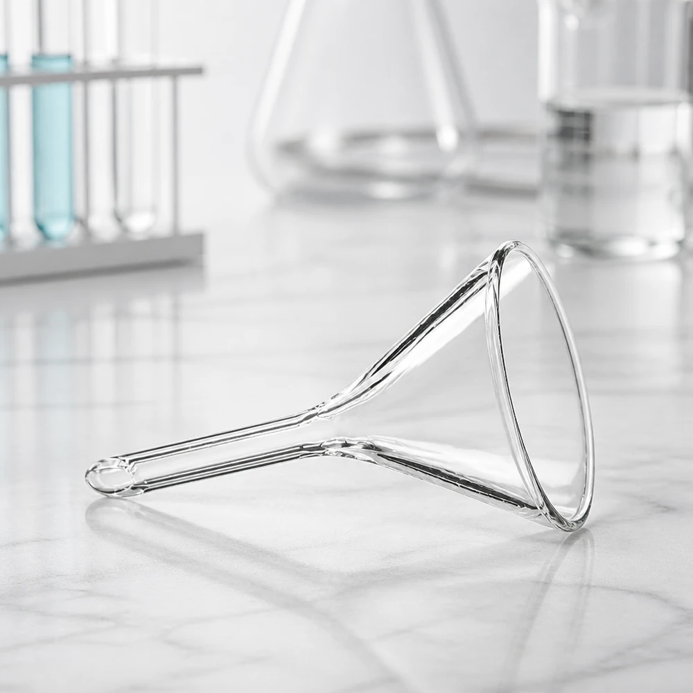 Trichter ø30mm Kalk-Soda, Winkel 60°, Kurzstil Glastrichter 30mm Durchmesser Kalk-Soda-Glas 60° Winkel Kurzstiel für professionelle Laboranwendungen