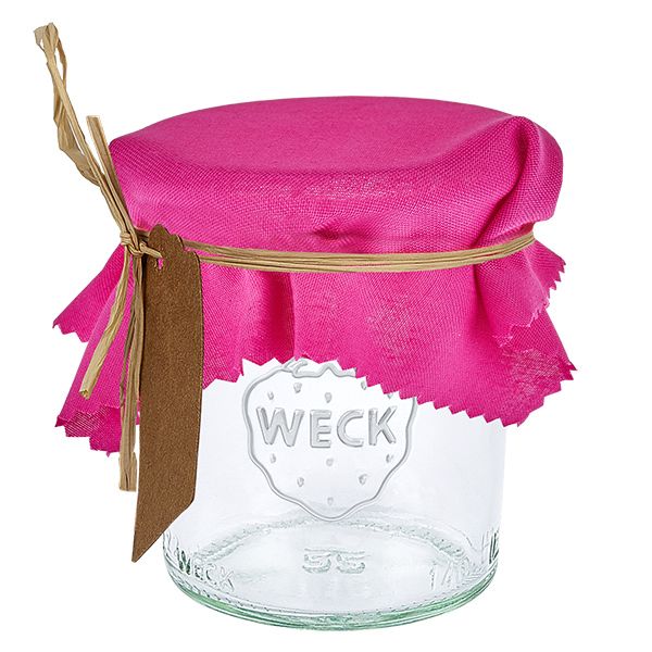 Pinkes Stoff Schmuckdeckchen 12cm eckig auf Weck Glas mit braunem Etikett und Bast als Verschlussabdeckung