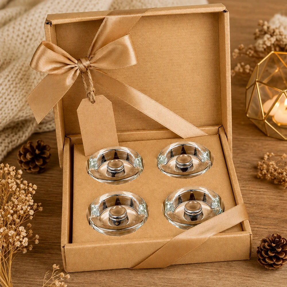 UNiTWIST Fermentier-Glasgewichte 4er Set in geöffneter Geschenkverpackung mit goldenem Band und herbstlicher Deko